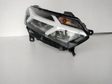 Laden Sie das Bild in den Galerie-Viewer, Frontscheinwerfer Dacia Sandero III Logan Jogger 260107978R Full LED Rechts