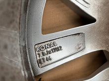 Load image into Gallery viewer, 1x Alufelge 17 Zoll 7.0" 5x112 46ET Glanz Silber 5E3601025E Skoda Octavia I FEL1158145200rf