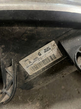 Laden Sie das Bild in den Galerie-Viewer, Frontscheinwerfer Citroën Berlingo 9806306180 Links Scheinwerfer Headlight SCH8875894409ph