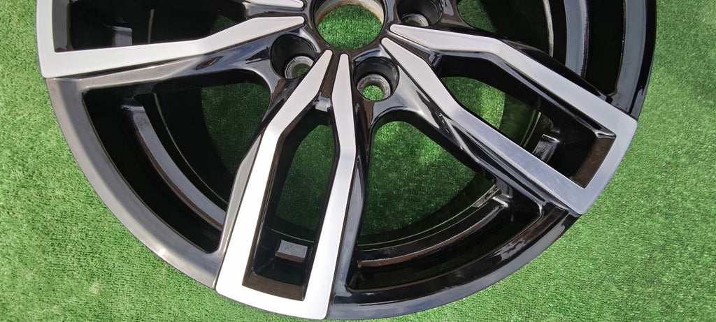 1x Alufelge 17 Zoll 7.0" 5x114.3 38ET KBA52201 Mitsubishi Outlander Rim Wheel