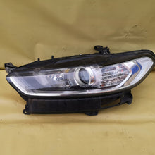 Load image into Gallery viewer, Frontscheinwerfer Ford Mondeo 89906734 LED Links Scheinwerfer Headlight