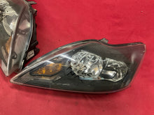 Laden Sie das Bild in den Galerie-Viewer, Frontscheinwerfer Ford Focus II 2007-8M51-13W030-CE Ein Satz Headlight SCH2782791667on