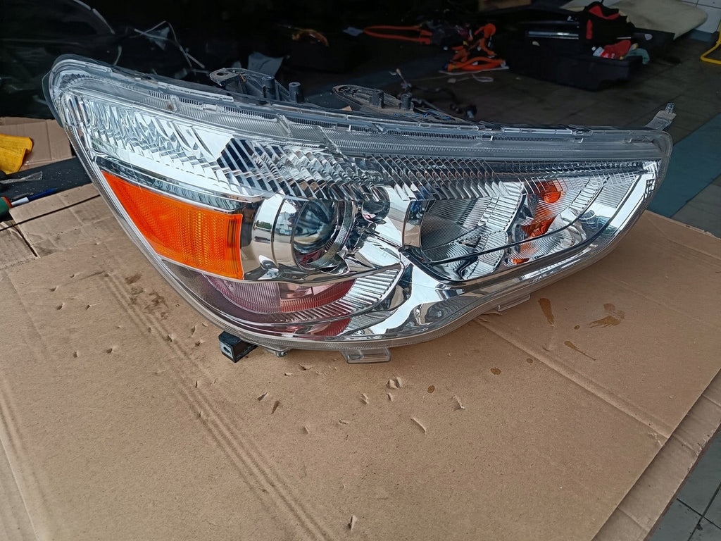 Frontscheinwerfer Mitsubishi Asx P9135L L9135R Xenon Rechts oder Links