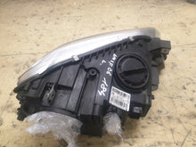 Laden Sie das Bild in den Galerie-Viewer, Frontscheinwerfer BMW 6 F06 F12 F13 7222089-16 Xenon Rechts oder Links SCH9179117170sf