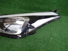 Load image into Gallery viewer, Frontscheinwerfer Hyundai I20 Links Scheinwerfer Headlight