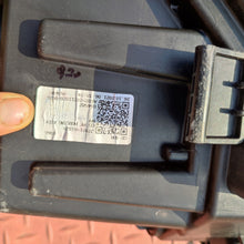 Laden Sie das Bild in den Galerie-Viewer, Frontscheinwerfer Kia Ceed 92102J7500 Full LED Rechts Scheinwerfer Headlight