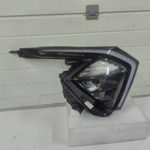 Load image into Gallery viewer, Frontscheinwerfer Kia Sportage 92102R2000 Rechts Scheinwerfer Headlight SCH8074639673bt
