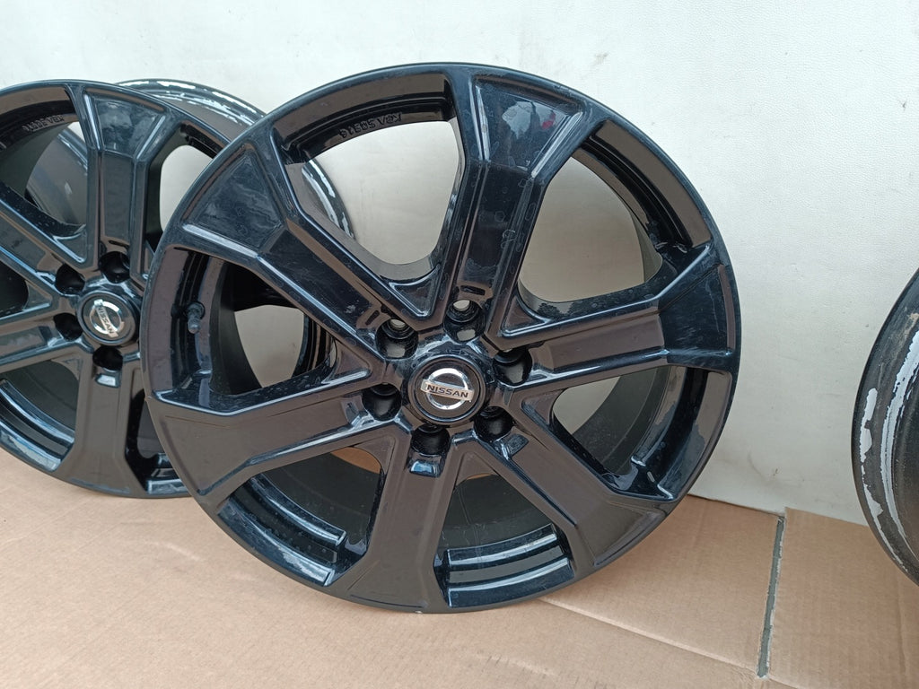 4x Alufelge 18 Zoll 7.0" 6x114.3 45ET Mercedes-Benz Navara D23 Rim Wheel FEL3968874685hv