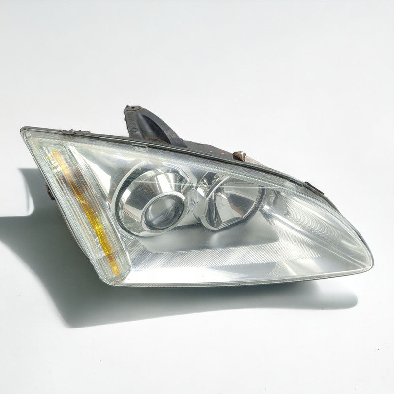 Frontscheinwerfer Ford Focus 4M51-13K060-A Xenon Rechts Scheinwerfer Headlight