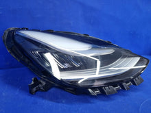 Laden Sie das Bild in den Galerie-Viewer, Frontscheinwerfer Tesla Model 3 1077376-00 LED Rechts Scheinwerfer Headlight