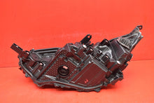 Load image into Gallery viewer, Frontscheinwerfer Toyota 42-118-42-119 LED Rechts Scheinwerfer Headlight