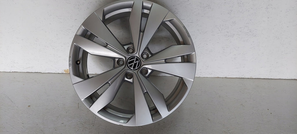 1x Alufelge 19 Zoll 7.5" 5x112 50ET 10A071499A VW Id.3 Rim Wheel FEL6713735384mn