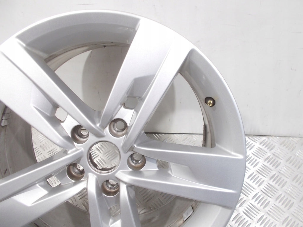 1x Alufelge 17 Zoll 7.0" 5x112 49ET 5F0601025T Seat Leon Rim Wheel