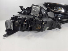 Laden Sie das Bild in den Galerie-Viewer, Frontscheinwerfer Renault Megane IV 260601197R 260104596R Ein Satz Headlight SCH6145630336km