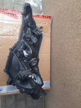 Load image into Gallery viewer, Frontscheinwerfer Toyota Rav 4 IV LED Rechts Scheinwerfer Headlight SCH9715928132er