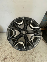 Load image into Gallery viewer, 1x Alufelge 22 Zoll 9.5" 5x112 37ET Glanz Schwarz 5A02658 BMW X5 G05 G06 FEL1795078803do