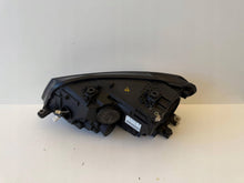 Laden Sie das Bild in den Galerie-Viewer, Frontscheinwerfer VW Caddy 2K1941032 Xenon Rechts Scheinwerfer Headlight SCH4113006506hv