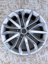 Load image into Gallery viewer, 1x Alufelge 19 Zoll 7.5&quot; 5x112 33ET Glanz Silber 4G0601025P Audi A6 C7 Rim Wheel