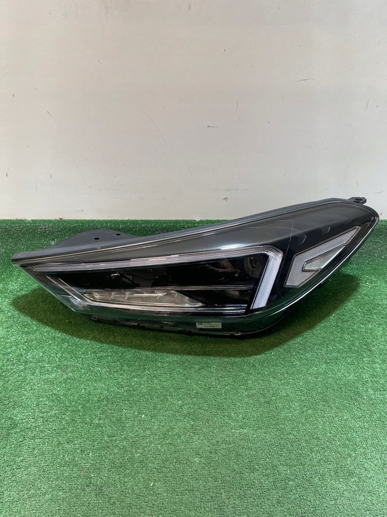 Frontscheinwerfer Hyundai Tucson 92101-D7700 Links Scheinwerfer Headlight SCH7896916848gu