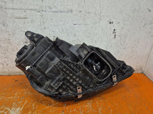 Laden Sie das Bild in den Galerie-Viewer, Frontscheinwerfer Mercedes-Benz Gle A1679069604 Links Scheinwerfer Headlight SCH9865260976tz