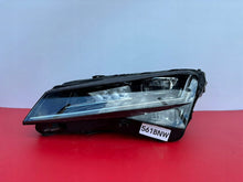 Laden Sie das Bild in den Galerie-Viewer, Frontscheinwerfer Skoda Superb III 3V1941015E Links Scheinwerfer Headlight