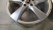 Laden Sie das Bild in den Galerie-Viewer, 4x Alufelge 17 Zoll 7.0" 5x112 51ET A4474012200 Mercedes-Benz V-Class V Class FEL4221859350dz