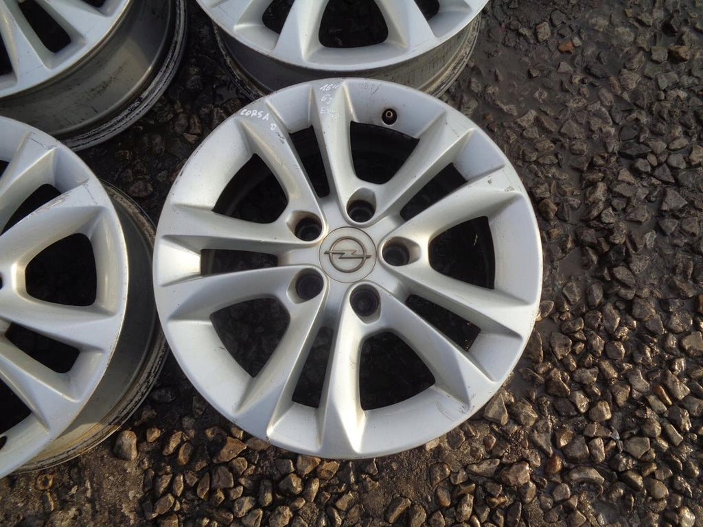 4x Alufelge 16 Zoll 6.0" 5x110 40ET Silber Opel Corsa E D Rim Wheel FEL1688716183qn