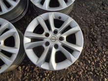 Laden Sie das Bild in den Galerie-Viewer, 4x Alufelge 16 Zoll 6.0" 5x110 40ET Silber Opel Corsa E D Rim Wheel FEL1688716183qn