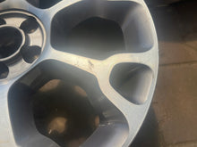 Laden Sie das Bild in den Galerie-Viewer, 1x Alufelge 17 Zoll 7.0" 5x98 735579512 Fiat 500x X 1 Rim Wheel FEL5339939123xe