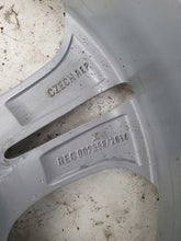 Load image into Gallery viewer, 1x Alufelge 17 Zoll 7.5" 5x112 52ET 6856065 BMW F39 X1 F48 Rim Wheel FEL7879725172ba
