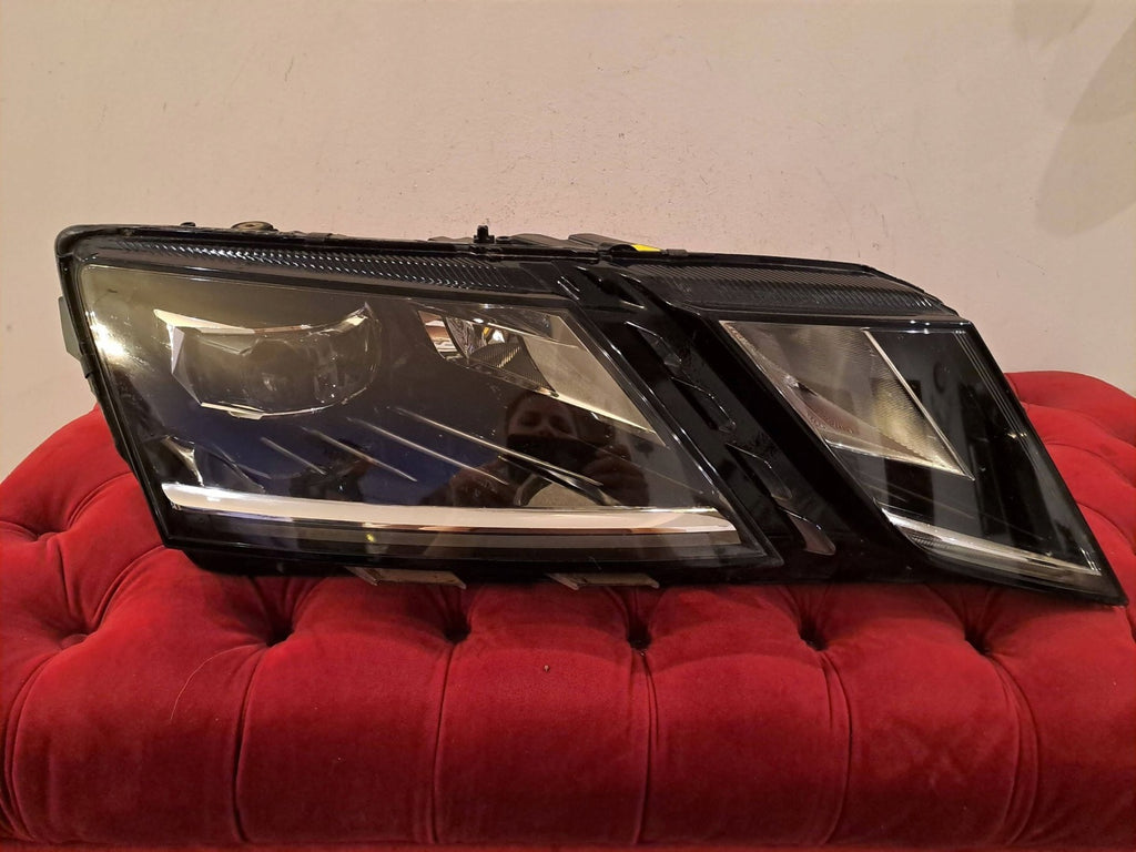 Frontscheinwerfer Skoda Octavia III 030110423200 LE15A6369 5E1941016D Rechts SCH3227827366jh