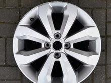 Load image into Gallery viewer, 1x Alufelge 16 Zoll 6.0&quot; 4x100 49ET Glanz 52910-H8260 Kia Rim Wheel