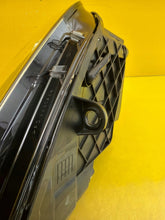 Load image into Gallery viewer, Frontscheinwerfer VW Touareg 7P1941031 Links Scheinwerfer Headlight SCH4353351826en