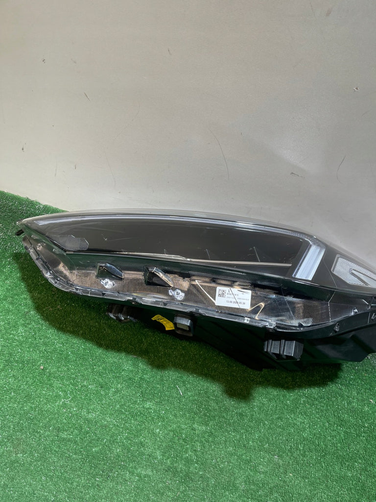 Frontscheinwerfer Hyundai Tucson 92101-D7700 Links Scheinwerfer Headlight SCH7896916848gu