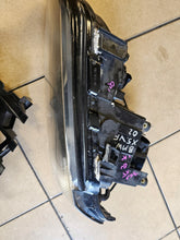 Laden Sie das Bild in den Galerie-Viewer, Frontscheinwerfer BMW X5 E53 Xenon Ein Stück (Rechts oder Links) Headlight SCH1961971073ah