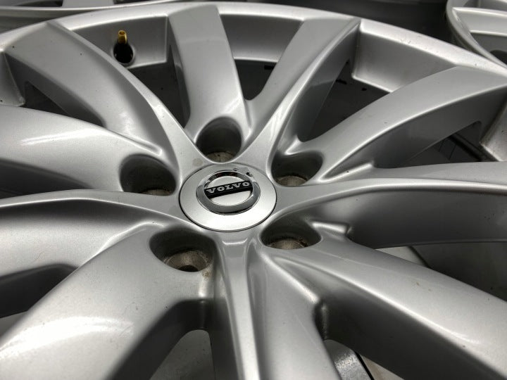 4x Alufelge 19 Zoll 8.0" 5x108 42 5ET Glanz Silber 31362276 Volvo I Rim Wheel FEL7613079255xs