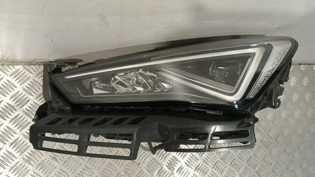 Frontscheinwerfer Seat Tarraco 5FJ941007E LED Links Scheinwerfer Headlight SCH7653523790eb