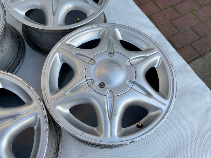 4x Alufelge 15 Zoll 6.5" 4x100 50ET Renault Rim Wheel FEL5953725272mh