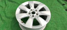 Load image into Gallery viewer, 1x Alufelge 17 Zoll Weiß 6868276 Mini Countryman F60 Rim Wheel FEL2450216903cw