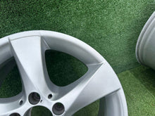 Load image into Gallery viewer, 1x Alufelge 17 Zoll 5x112 A4474012200 Mercedes-Benz Vito W447 Rim Wheel FEL6190065154gl