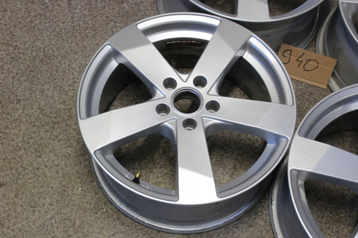 4x Alufelge 17 Zoll 7.5" 5x112 40ET Silber Audi I Rim Wheel FEL8788601548ua