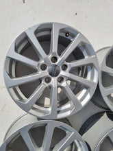 Laden Sie das Bild in den Galerie-Viewer, 4x Alufelge 17 Zoll 7.5" 5x112 51ET Silber 8V0601025DM Audi A3 Rim Wheel FEL3482554278ym