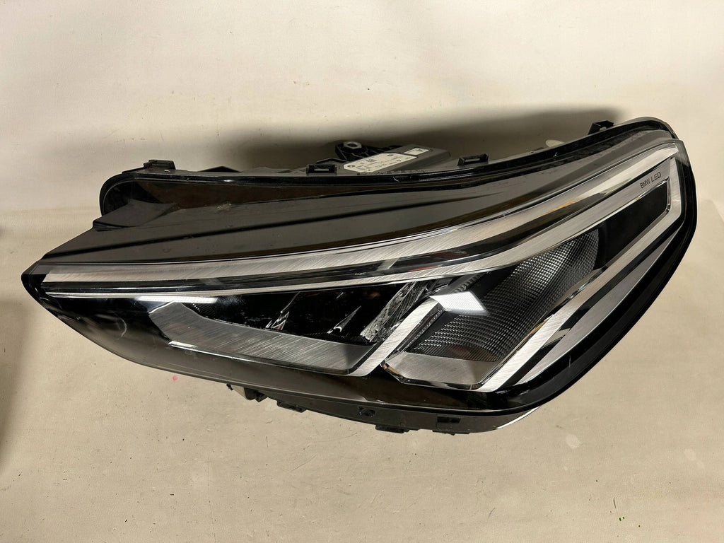 Frontscheinwerfer BMW X1 5A9A221-01 LED Ein Stück (Rechts oder Links) Headlight SCH6848419918hv