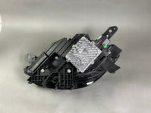 Laden Sie das Bild in den Galerie-Viewer, Frontscheinwerfer Maserati I 670293073 Rechts Scheinwerfer Headlight SCH9587684751ib