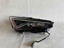 Laden Sie das Bild in den Galerie-Viewer, Frontscheinwerfer Seat Tarraco 5FJ941008 5FJ941007 LED Ein Satz Headlight
