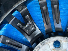 Load image into Gallery viewer, 1x Alufelge 18 Zoll 7.0" 5x114.3 50ET CMS1118-9 Toyota Rim Wheel FEL8680307115ev