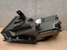 Laden Sie das Bild in den Galerie-Viewer, Frontscheinwerfer Jeep 68643492AA 155256624 Xenon Rechts Scheinwerfer Headlight SCH7065435416ot