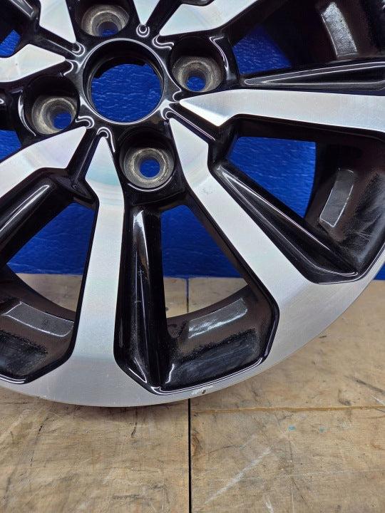 1x Alufelge 15 Zoll Mitsubishi Space Star Colt I Rim Wheel FEL2847736898ur