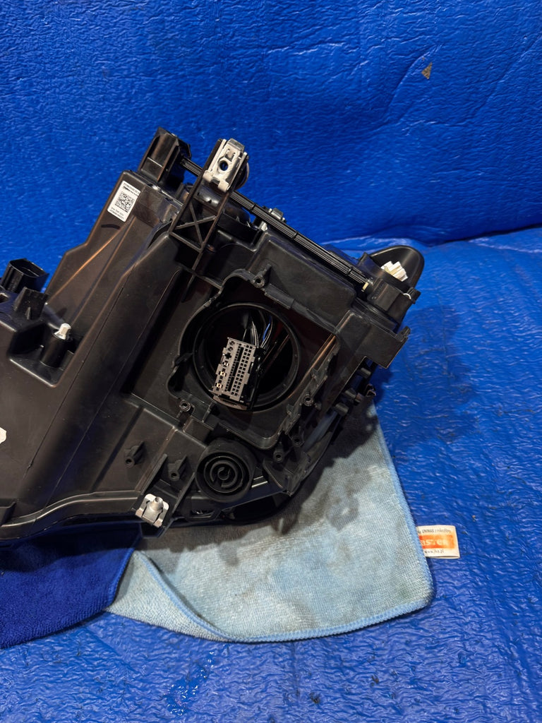 Frontscheinwerfer Seat Leon 5FB941774 Rechts Scheinwerfer Headlight SCH3375945889tn