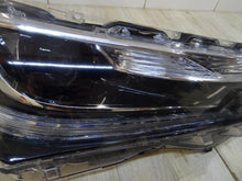 Laden Sie das Bild in den Galerie-Viewer, Frontscheinwerfer Toyota Corolla 81110-02L70-00 Rechts Scheinwerfer Headlight SCH4117079968ck